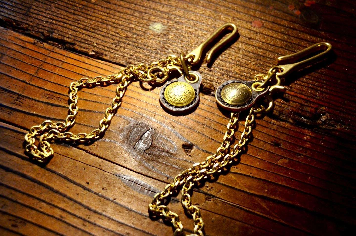 BCチェーン/真鍮ウォレットチェーン チャーム付き | ITEM | 革の小物