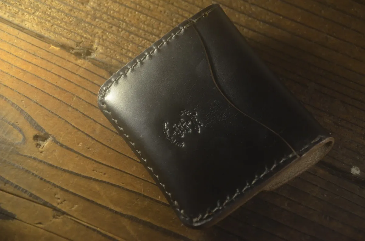 Rebel studs〈レヴェルスタッズ〉 conpact wallet